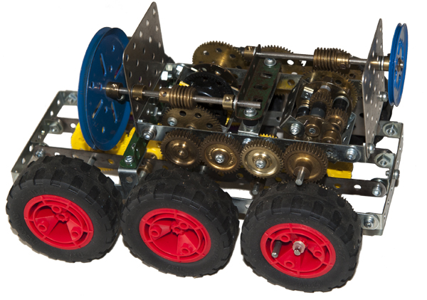 meccano 6 wheel drive vehicle